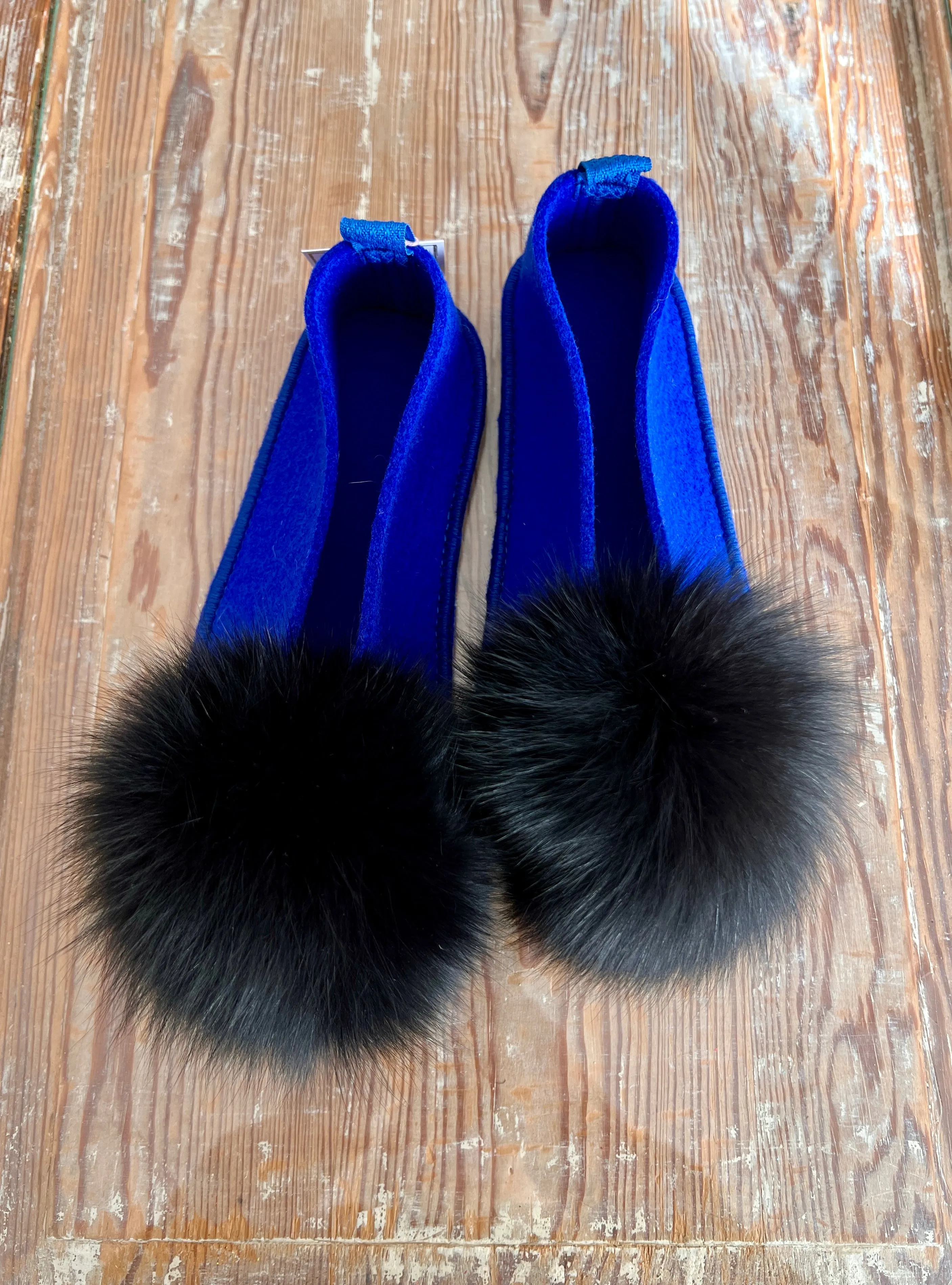 BIG BLUE slippers