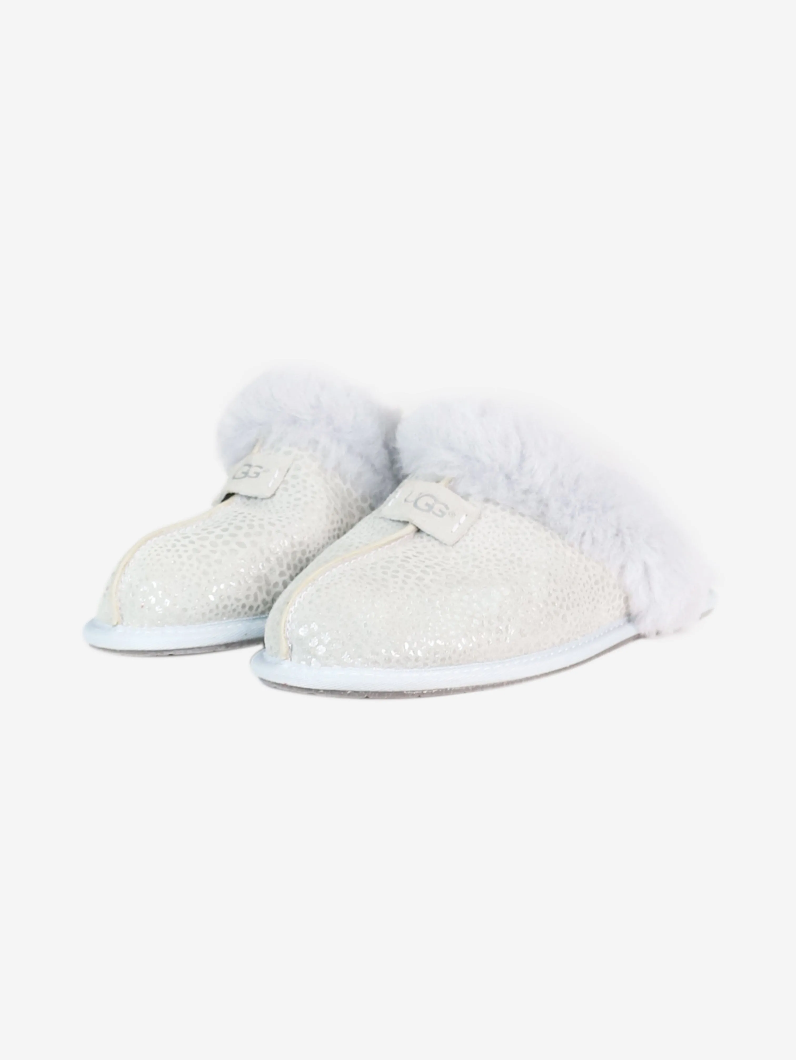 Grey sheepskin slippers - size EU 37