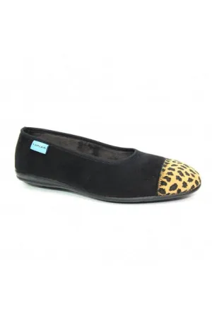 Lunar KLA 131 Jessie slipper in Black