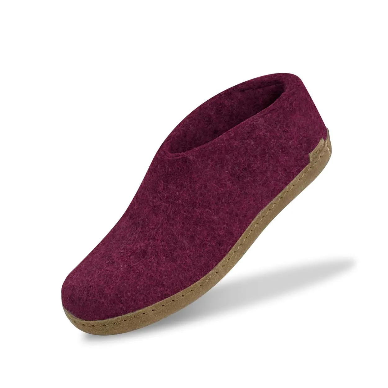 Shoe with leather sole - Cranberry