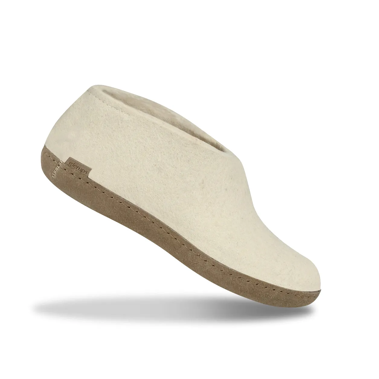 Shoe with leather sole - White