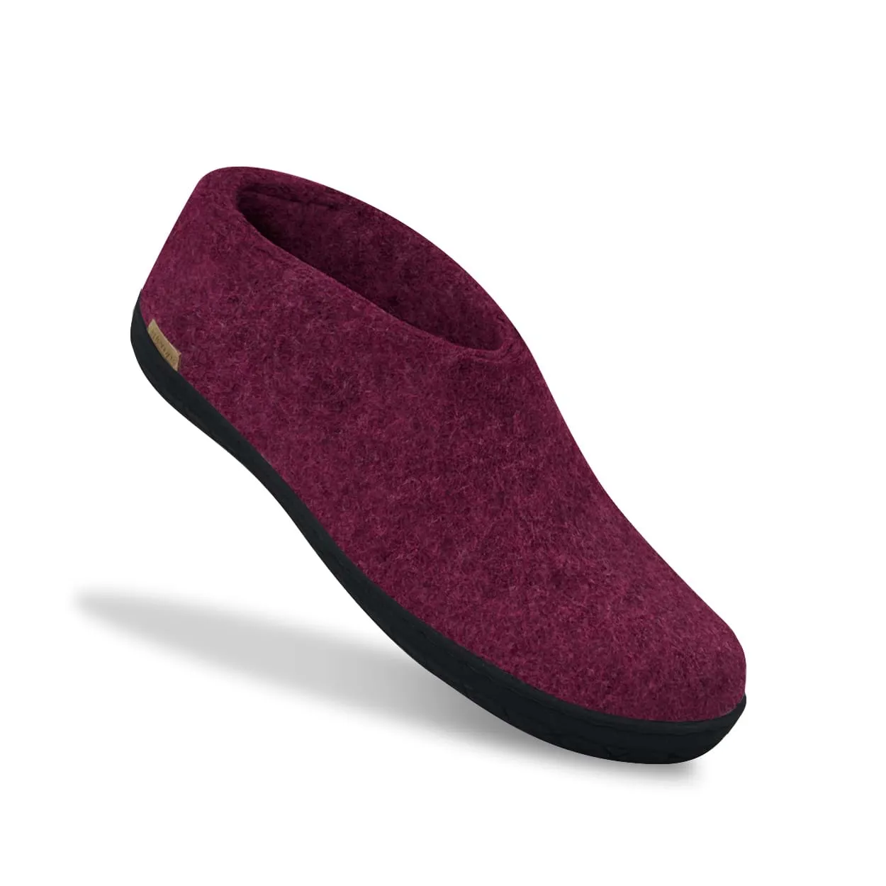 Shoe with natural rubber sole - black - Cranberry